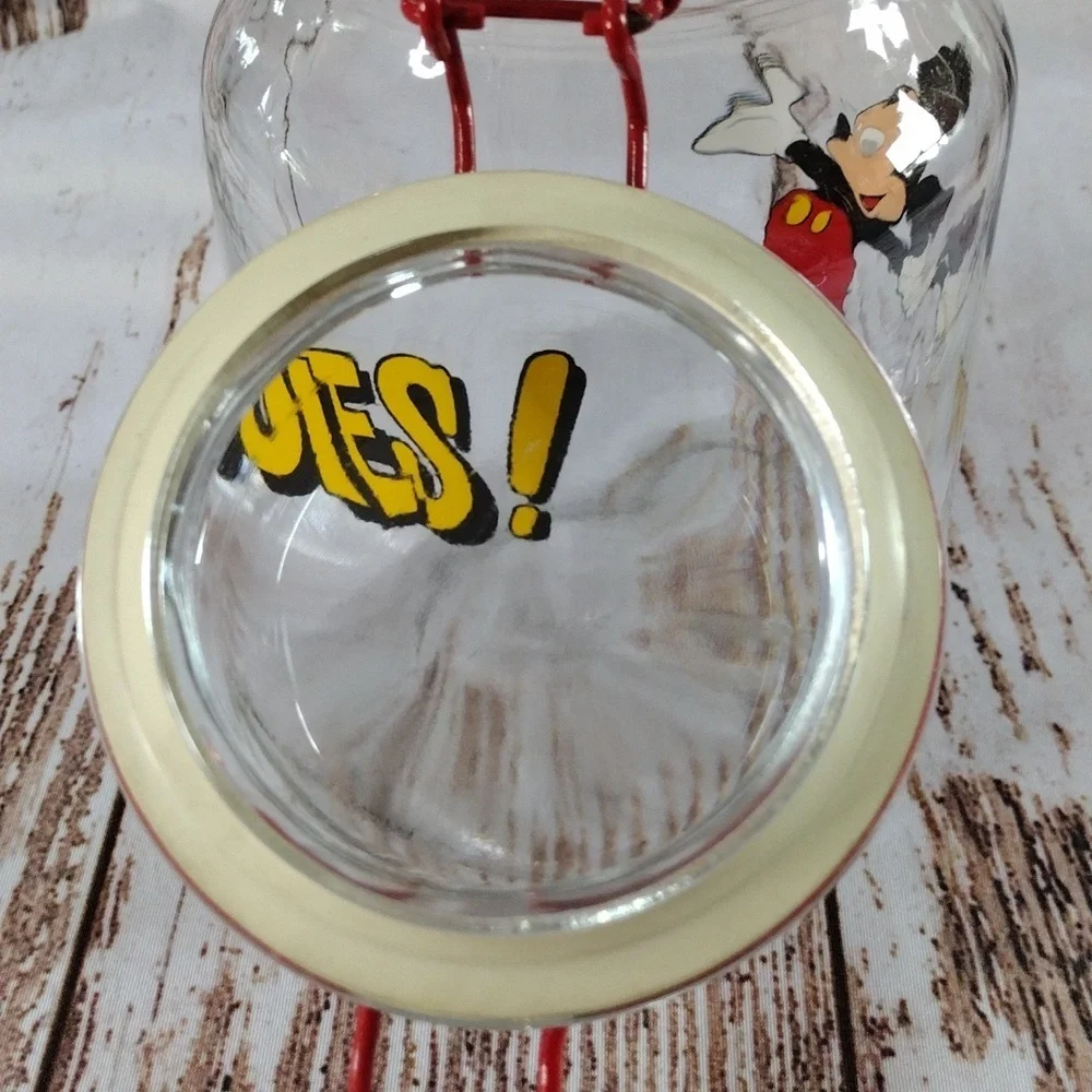 Vintage‎ Anchor Hocking Disney Mickey Mouse Locking Canister